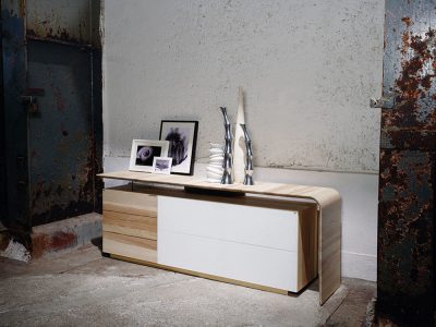 Oak designer chest of drawers