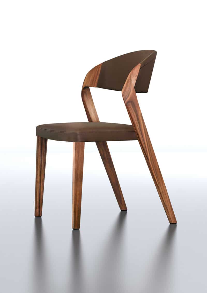 Meuble design noyer haut de gamme: chaise noyer design avec revêtement en cuir