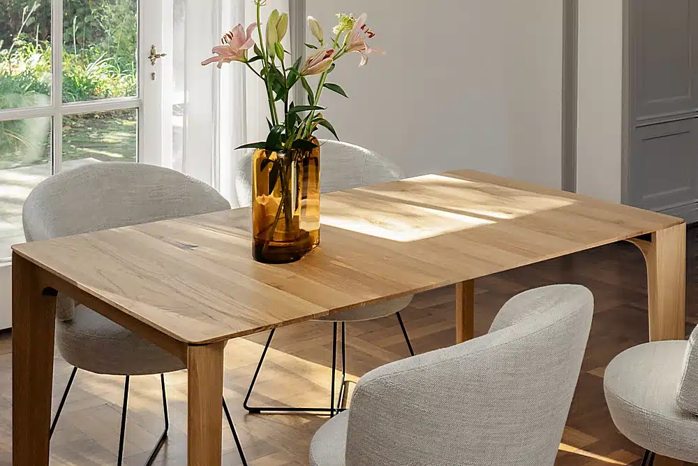 Solid wood extendable dining table 500 cm